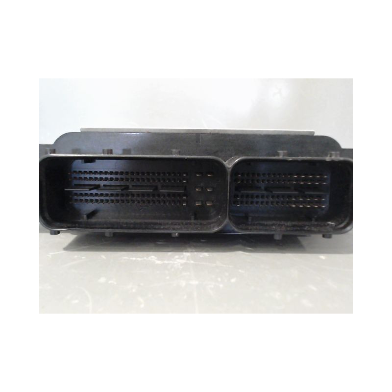 CALCULATEUR MOTEUR VOLKSWAGEN GOLF