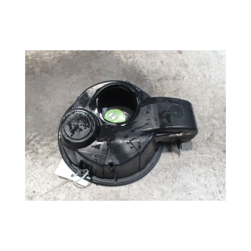 VOLET DE TRAPPE CARBURANT PEUGEOT 208