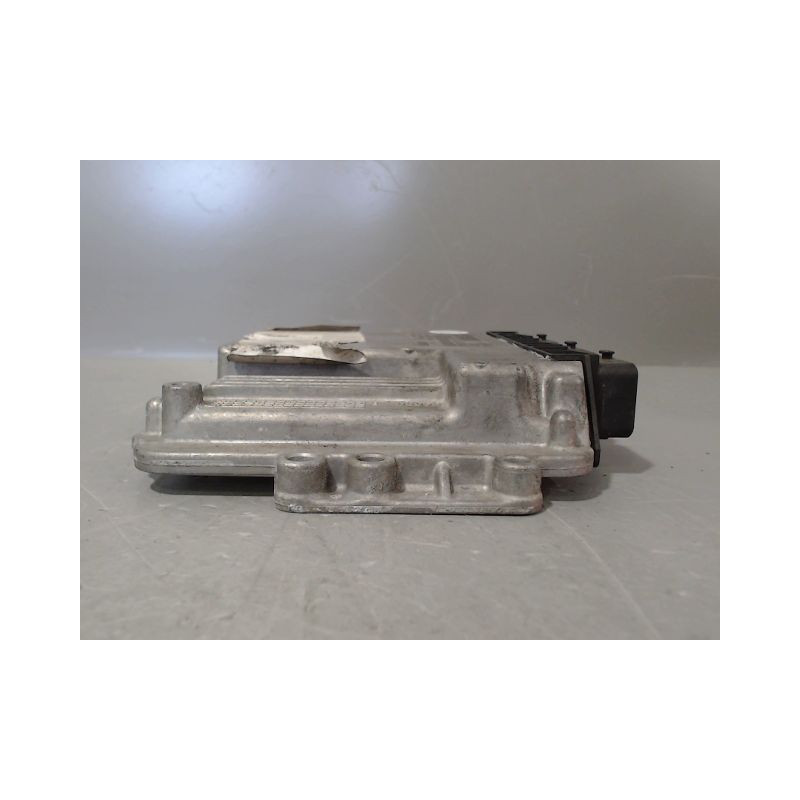 CALCULATEUR MOTEUR PEUGEOT 207 3P