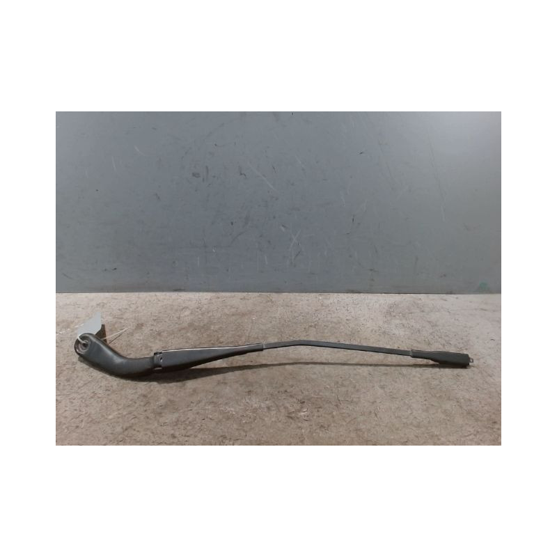 BRAS ESSUIE-GLACE AVANT DROIT BMW SERIE 1