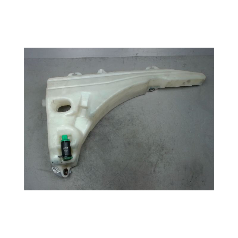 RESERVOIR LAVE-GLACE AVANT CITROEN ZX -94