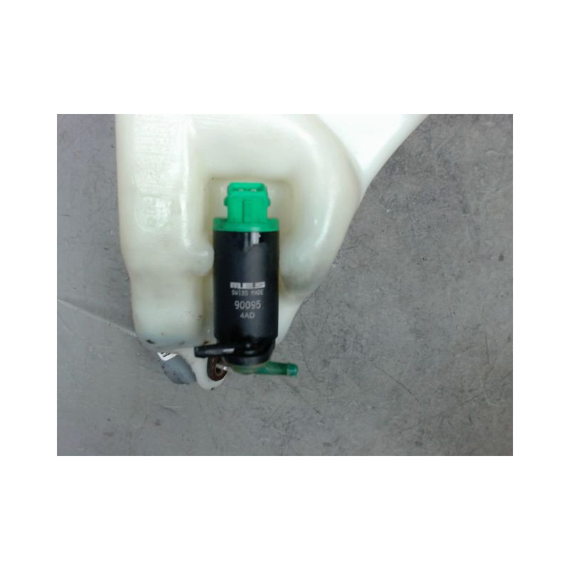 RESERVOIR LAVE-GLACE AVANT CITROEN ZX -94