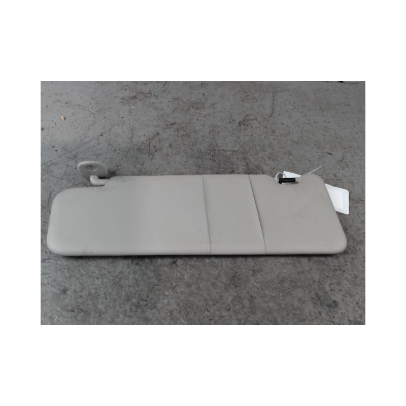 PARE-SOLEIL G DACIA SANDERO 2008-