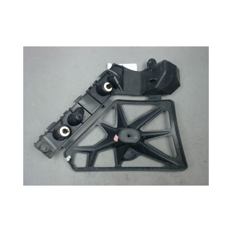 SUPPORT PARE-CHOC ARD RENAULT MEGANE