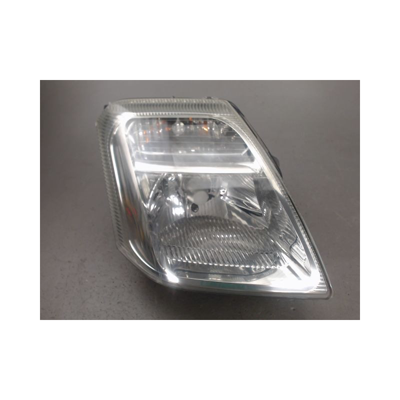 PHARE DROIT CITROEN C2