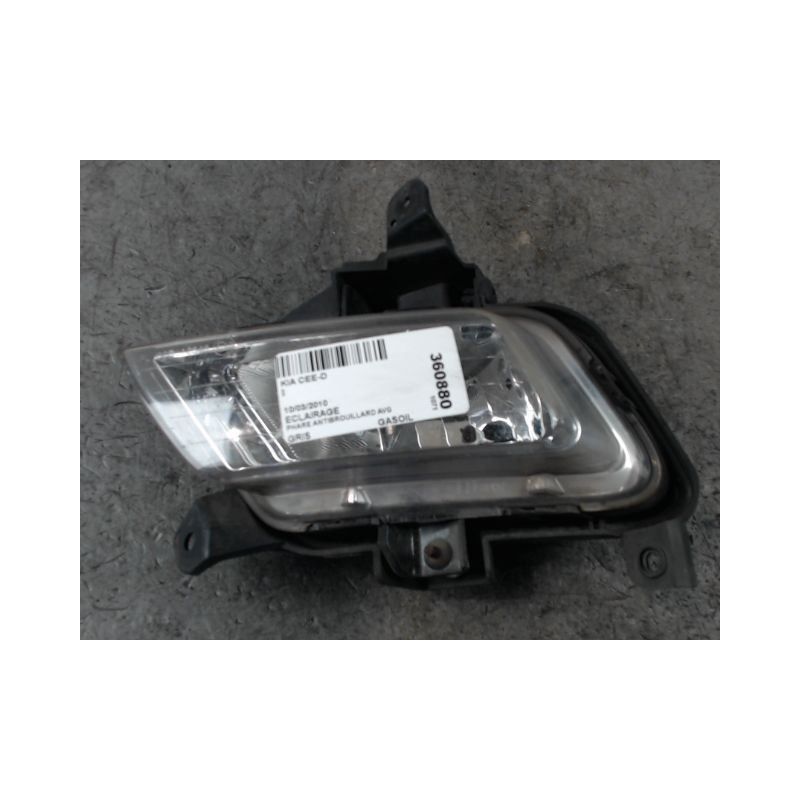 PHARE ANTIBROUILLARD AVANT GAUCHE KIA CEE-D