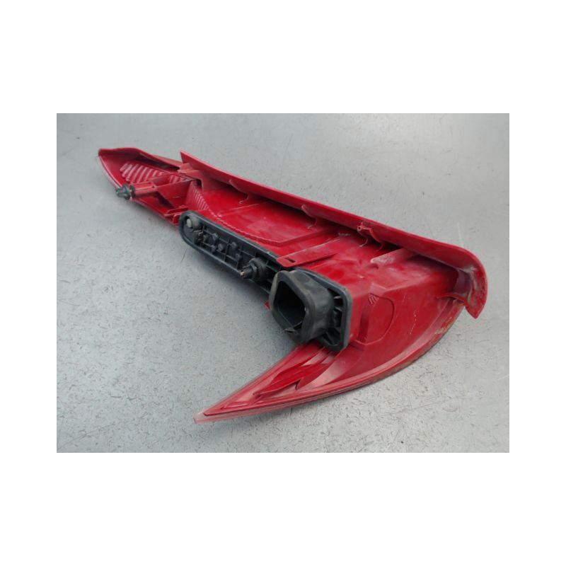 FEU ARRIERE DROIT PEUGEOT 206