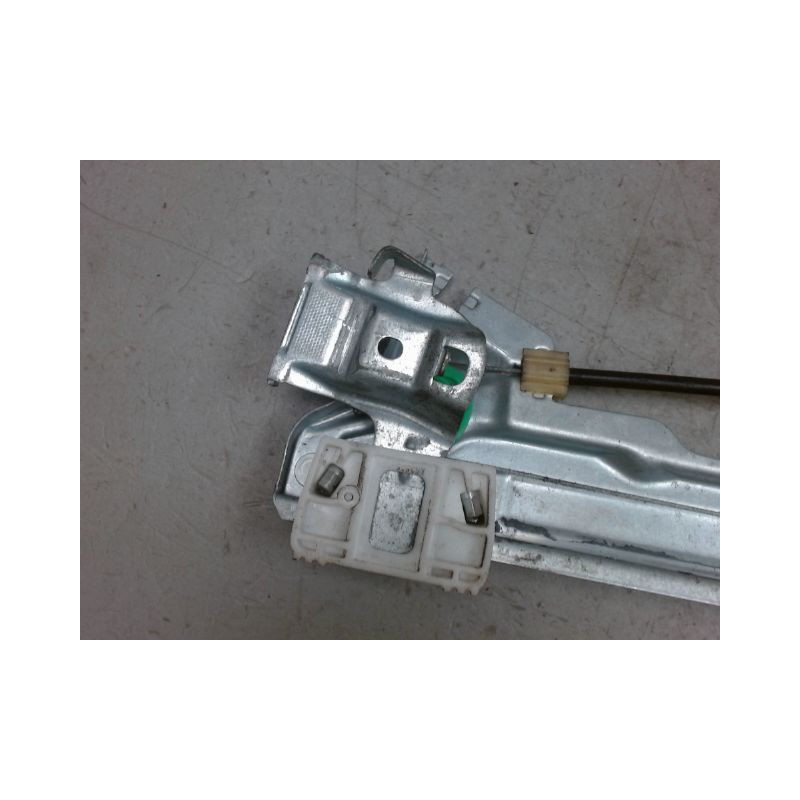 MECANISME+MOTEUR LEVE-GLACE AVANT DROIT MERCEDES VITO COMBI LONG 2003-