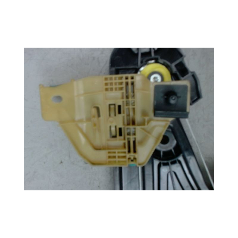 MECANISME+MOTEUR LEVE-GLACE ARRIERE DROIT RENAULT CAPTUR