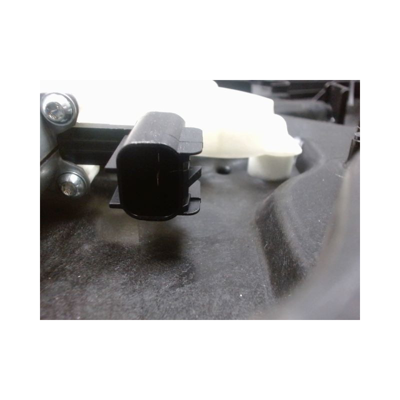 MECANISME+MOTEUR LEVE-GLACE ARRIERE DROIT FORD PUMA