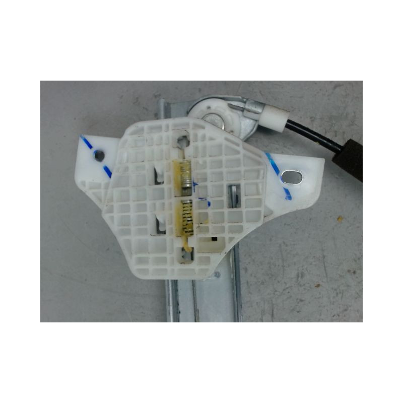 MECANISME+MOTEUR LEVE-GLACE AVANT DROIT HYUNDAI I20