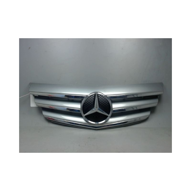 CALANDRE MERCEDES CLASSE B