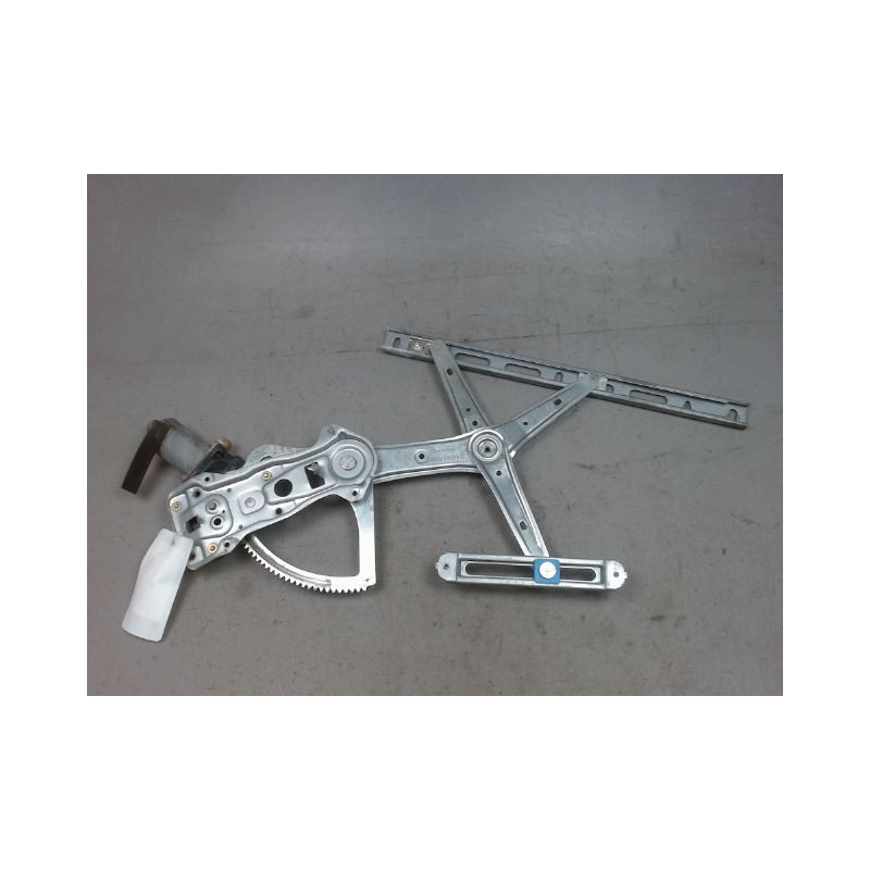MECANISME+MOTEUR LEVE-GLACE AVANT DROIT MERCEDES SLK