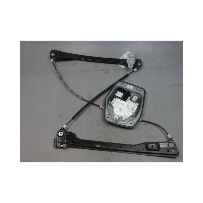MECANISME+MOTEUR LEVE-GLACE AVANT DROIT VOLKSWAGEN GOLF V 2003-2009