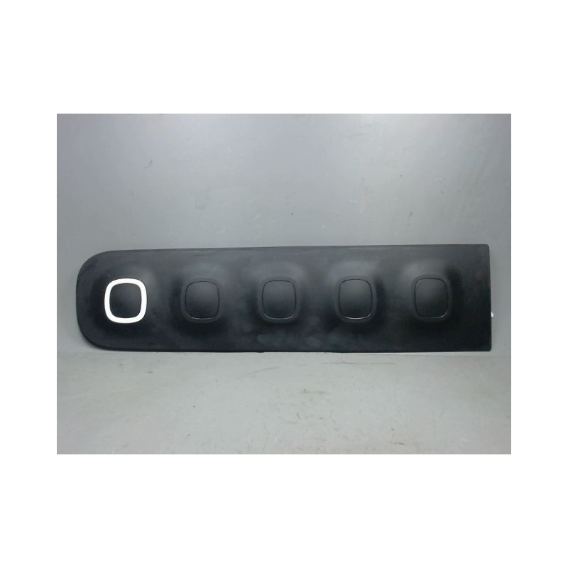 PROTECTION PORTE AVANT DROIT CITROEN C3