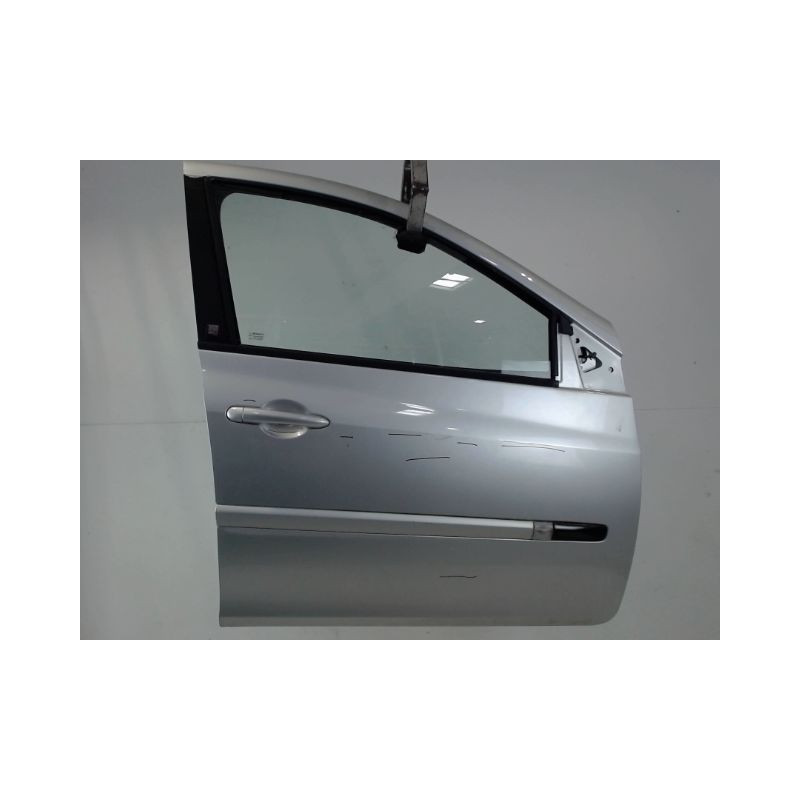 PORTE AVANT DROIT RENAULT CLIO