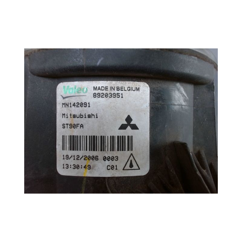 PHARE ANTIBROUILLARD AVANT DROIT PEUGEOT 4007