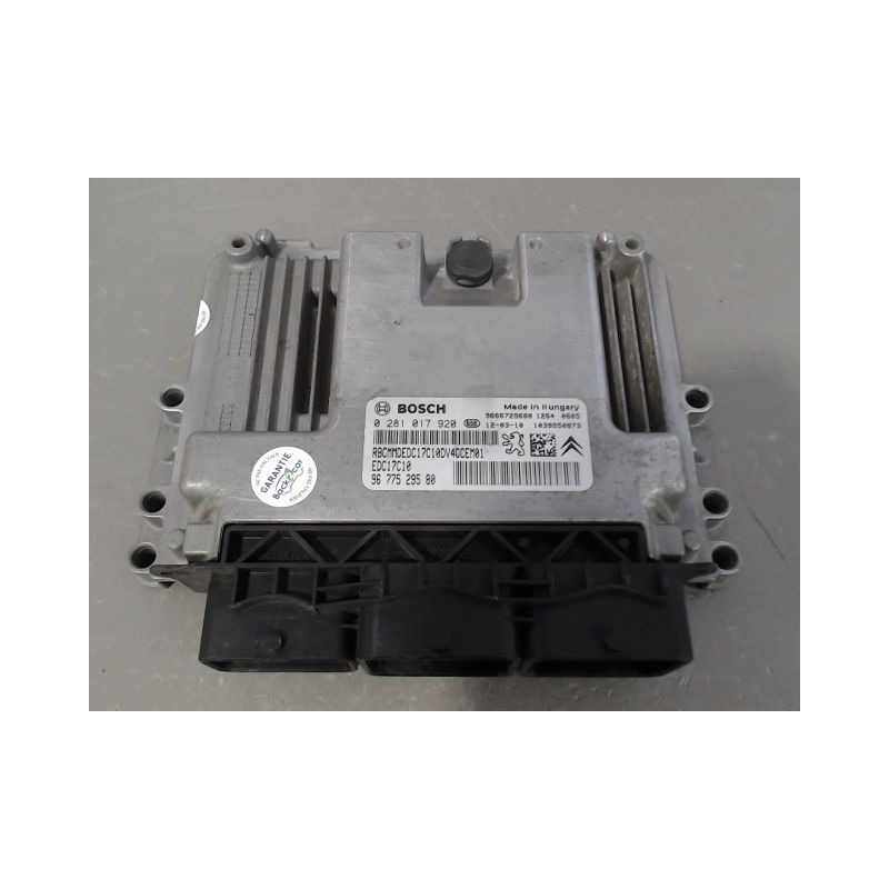 CALCULATEUR MOTEUR PEUGEOT 208