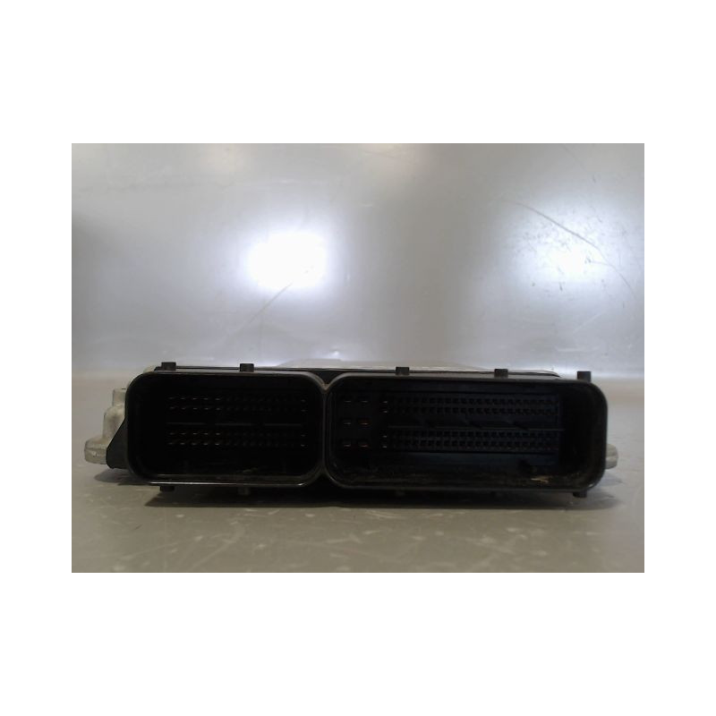 CALCULATEUR MOTEUR SEAT LEON 2009-