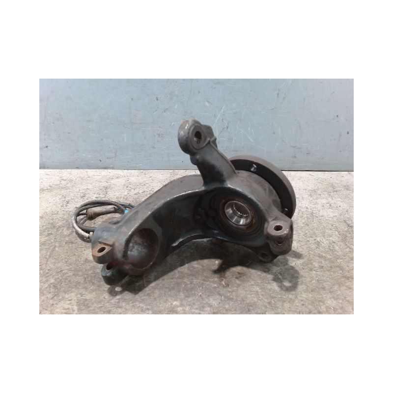 PIVOT AVANT DROIT PEUGEOT 208