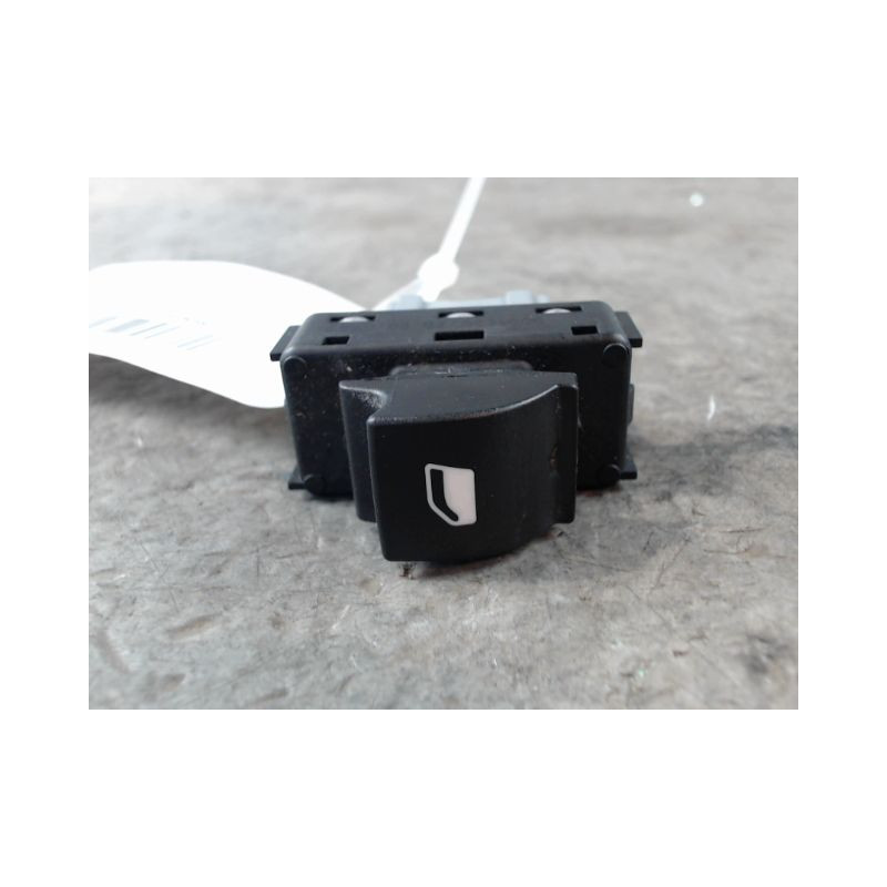 COMMANDE LEVE-GLACE PORTE AVD CITROEN C3 2009-
