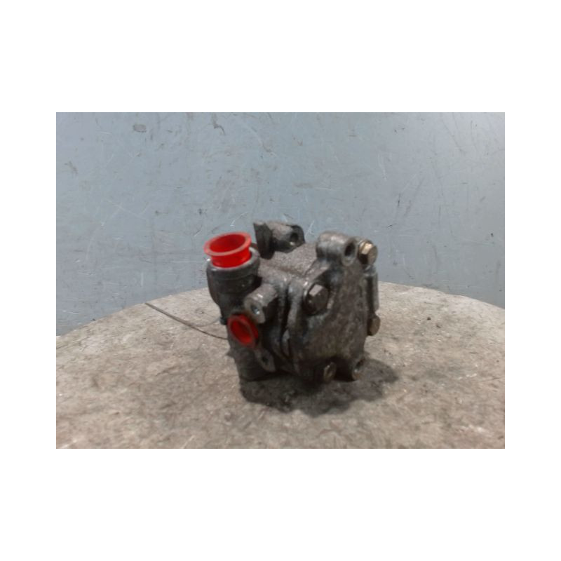 POMPE DIRECTION ASSISTEE SEAT ALHAMBRA 2000-