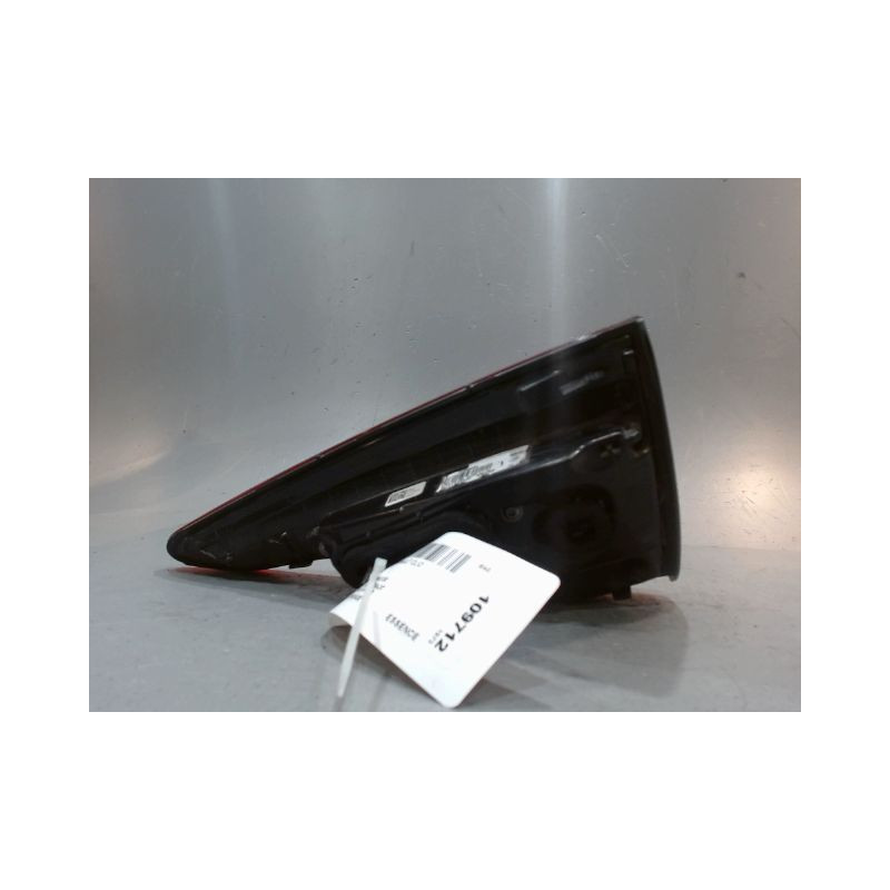 FEU ARRIERE INTERIEUR GAUCHE RENAULT CLIO