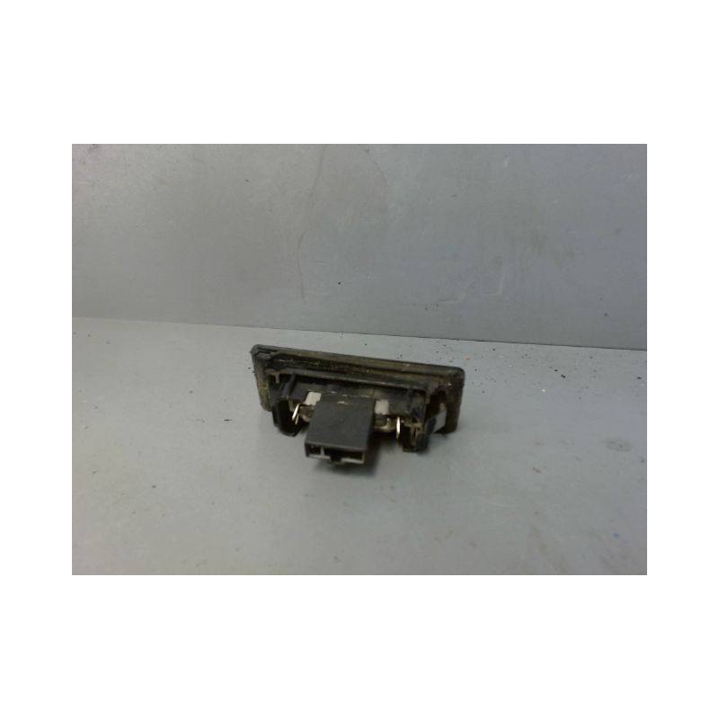 ECLAIREUR PLAQUE DE POLICE DROIT AUDI A4