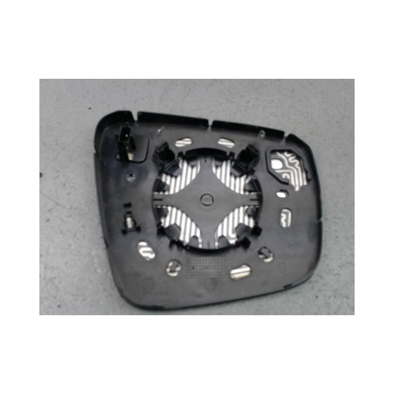 GLACE RETROVISEUR EXT G RENAULT EXPRESS