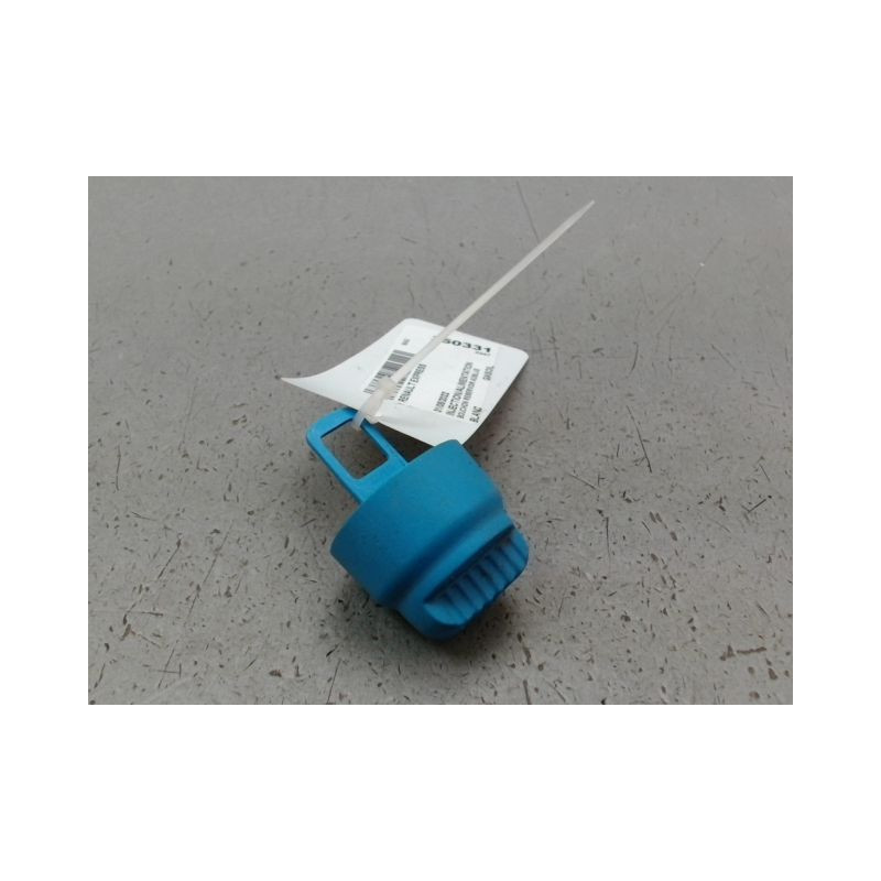 BOUCHON RESERVOIR ADBLUE RENAULT EXPRESS