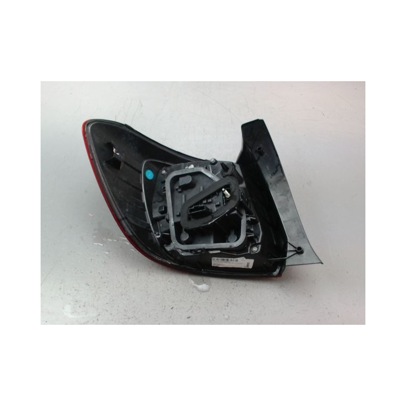 FEU ARRIERE DROIT DACIA SANDERO II Phase 1 2012-...