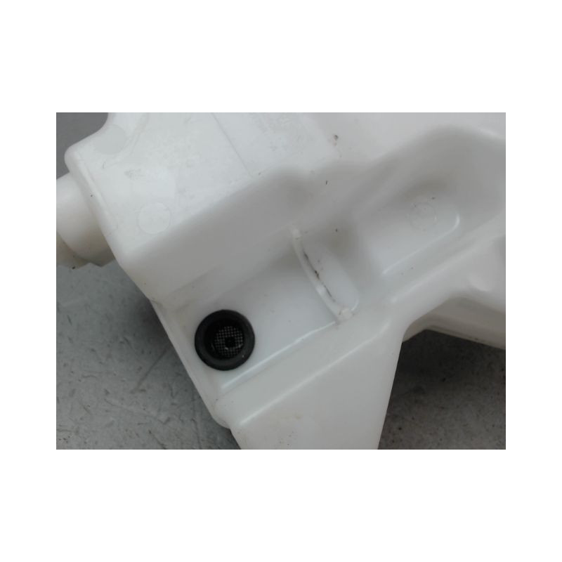RESERVOIR LAVE-GLACE AVANT RENAULT CLIO IV Phase 1 2012-...
