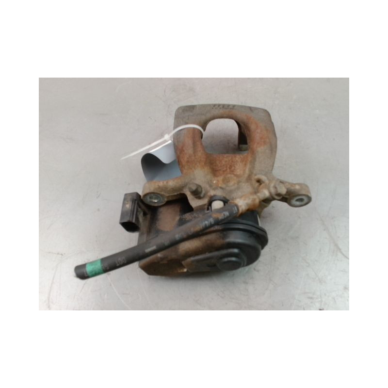 ETRIER DE FREIN ARRIERE DROIT NISSAN QASHQAI BREAK II Phase 1 2014-...
