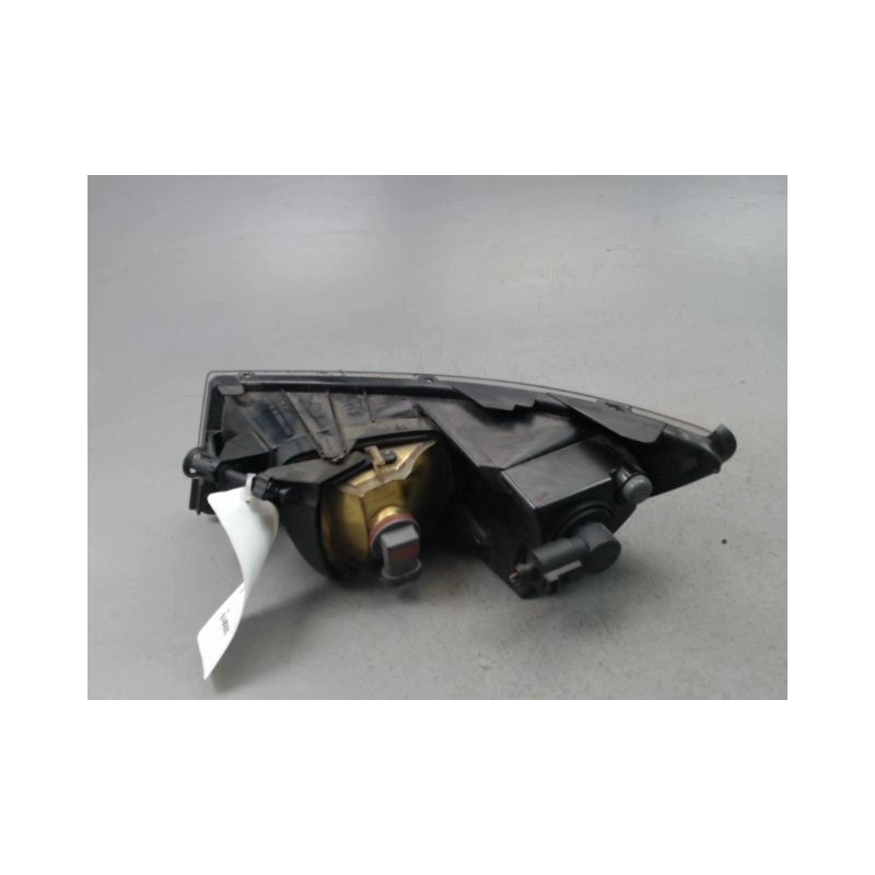 PHARE ANTIBROUILLARD AVANT DROIT SKODA FABIA 2007-