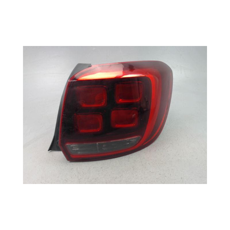 FEU ARRIERE DROIT DACIA SANDERO II Phase 1 2012-...