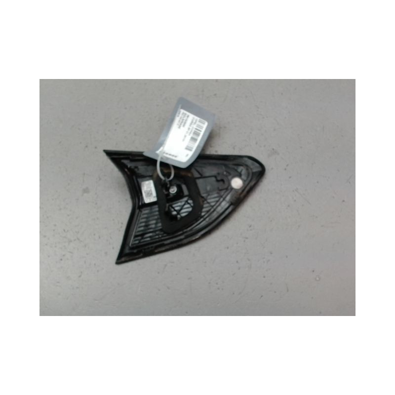 FEU ARRIERE INTERIEUR DROIT OPEL CORSA 2010-