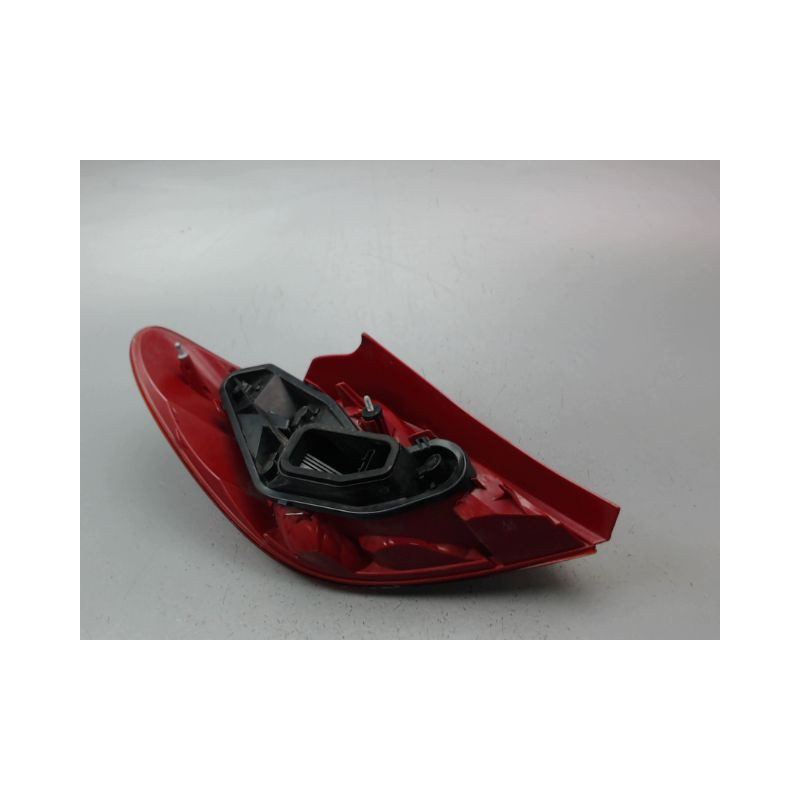 FEU ARRIERE DROIT PEUGEOT 207 2006-2013