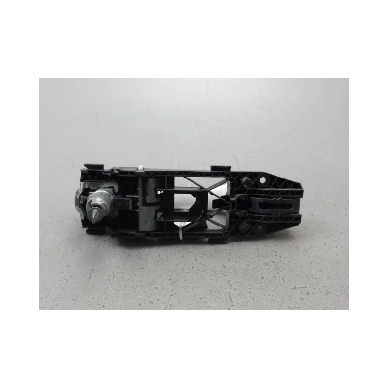 POIGNEE EXTERIEURE PORTE AVANT GAUCHE SKODA FABIA 2007-