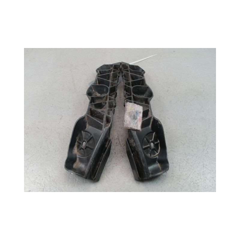 JEU SUPPORTS PARE-CHOC ARRIERE SKODA FABIA 2007-