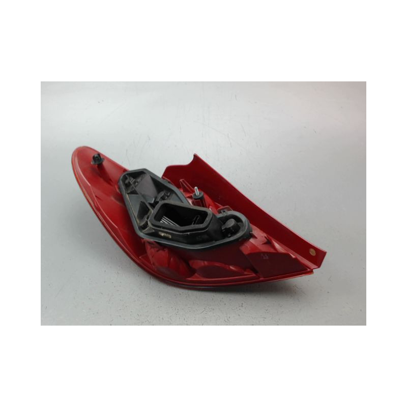 FEU ARRIERE DROIT PEUGEOT 207 2006-2013