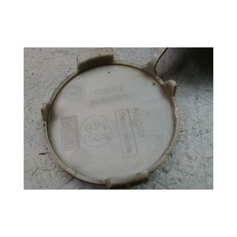 OBTURATEUR COUVRE CROCHET DE BOUCLIER AR PEUGEOT 208 Phase 1 2012-...