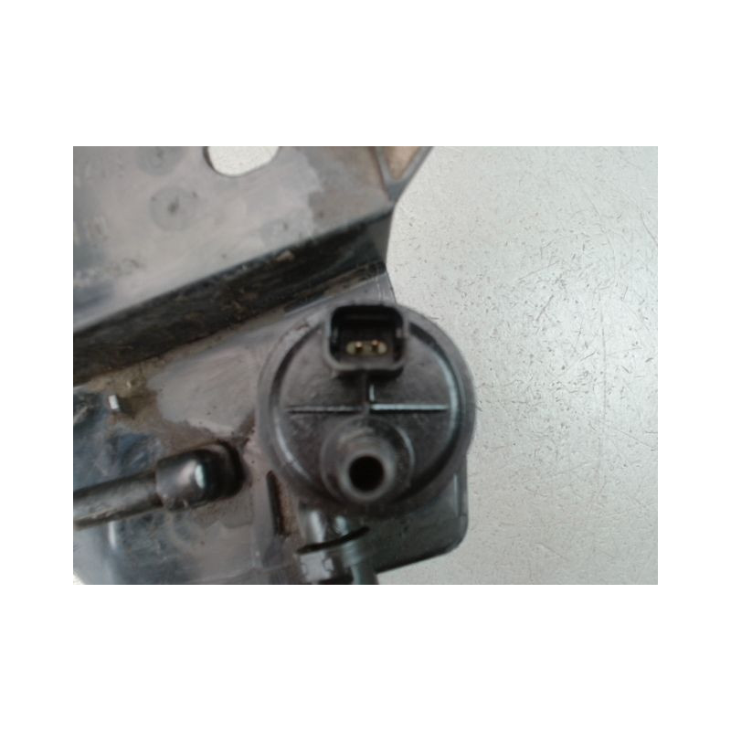 CANISTER DE VAPEUR DE CARBURANT RENAULT CLIO II Phase 2 2001-2006