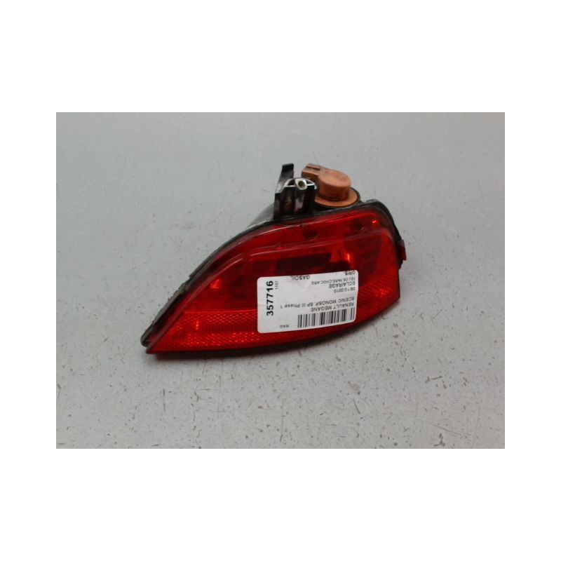FEU DE PARE-CHOC ARRIERE GAUCHE RENAULT SCENIC MONOSP. III Phase 1 2009-2011