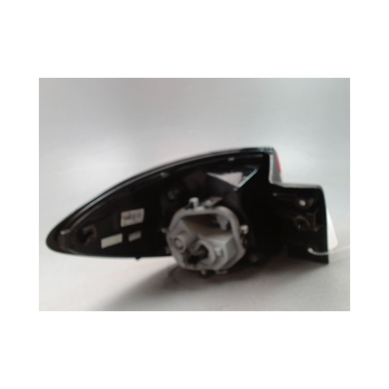 FEU ARRIERE DROIT RENAULT CAPTUR Phase 1 2013-...