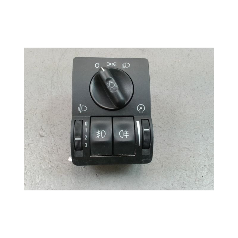 INTERIEUR COMMANDE PHARES OPEL TIGRA TWINTOP 2P II 2004-...