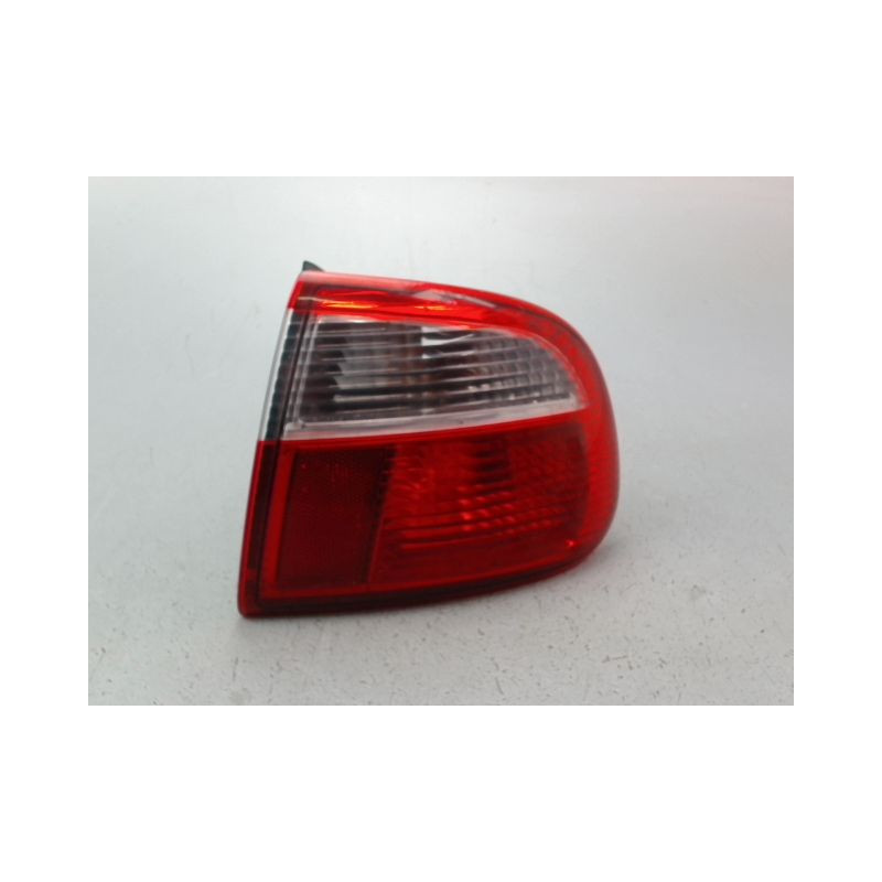 FEU ARRIERE DROIT SEAT TOLEDO 99-