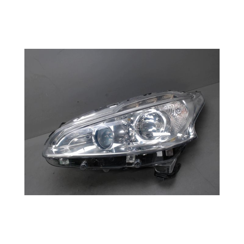 PHARE GAUCHE PEUGEOT 208