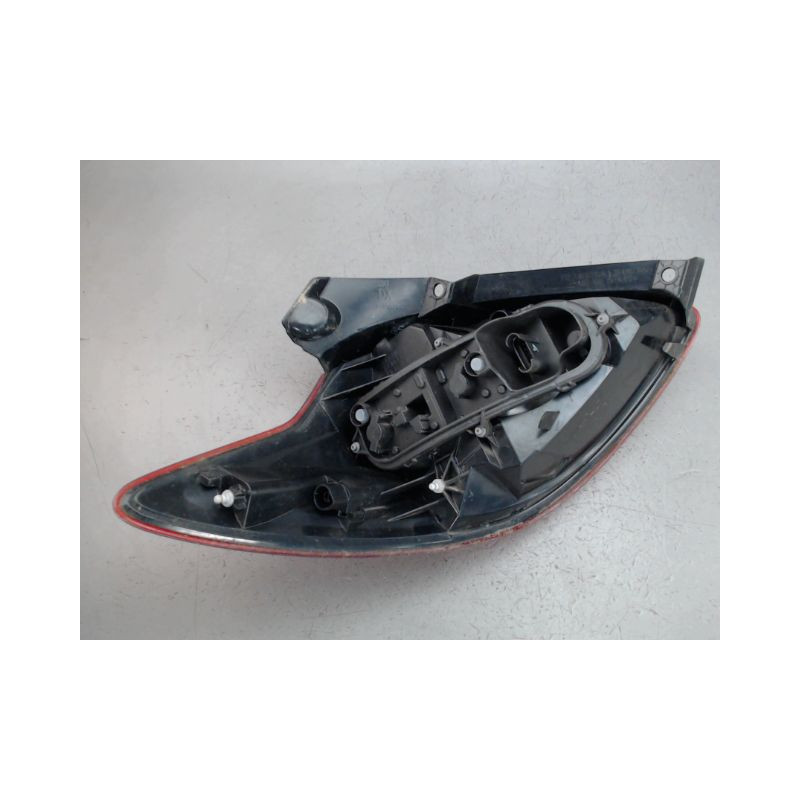 FEU ARRIERE DROIT FORD KA