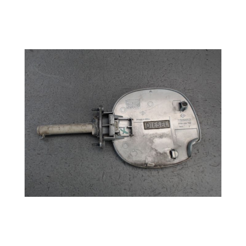 VOLET DE TRAPPE CARBURANT RENAULT CLIO