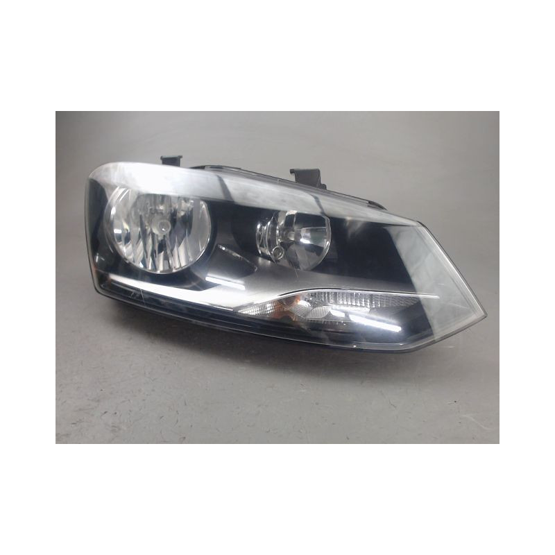 PHARE DROIT VOLKSWAGEN POLO